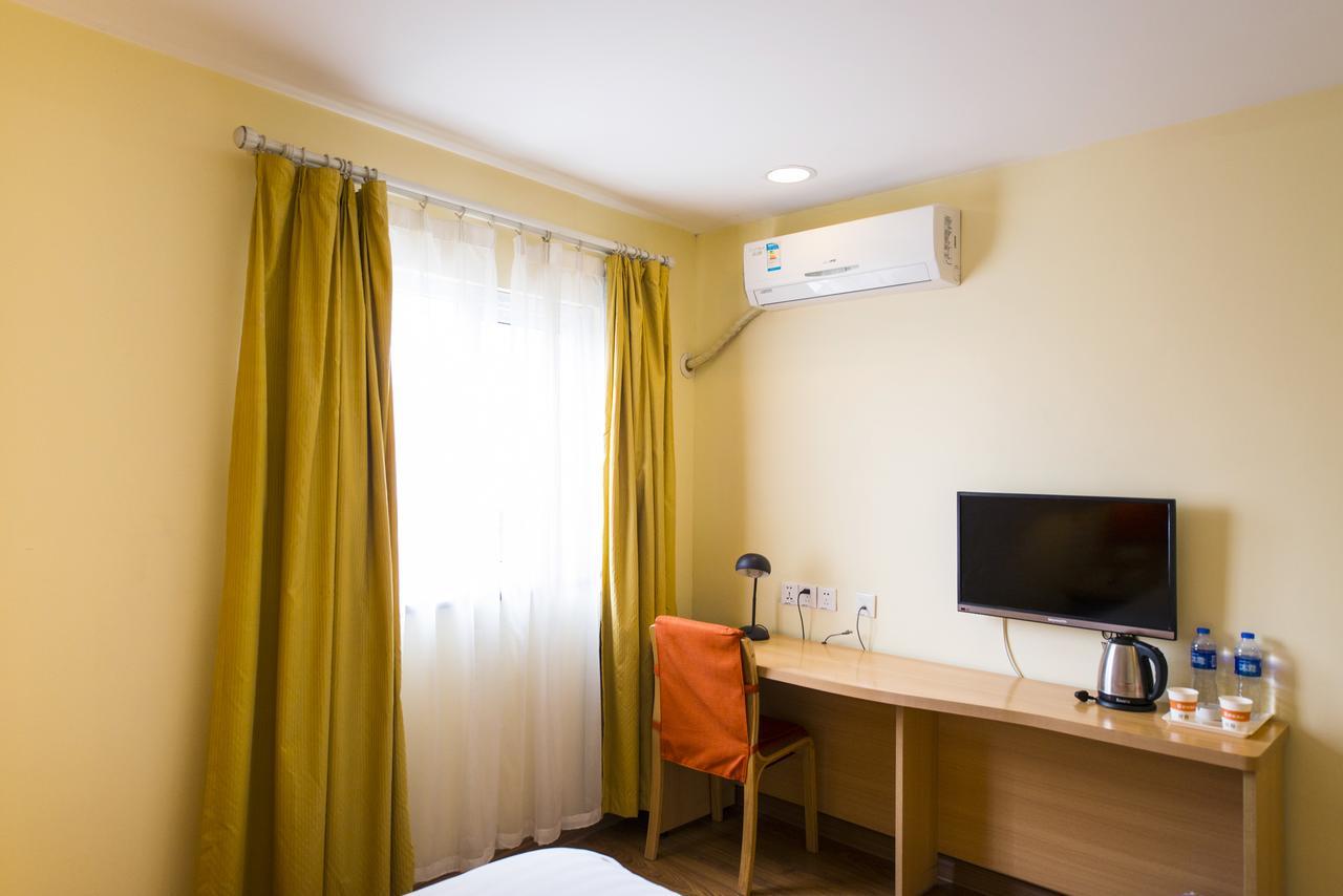 Home Inn Chengdu North Kehua Road Sichuan University Bagian luar foto